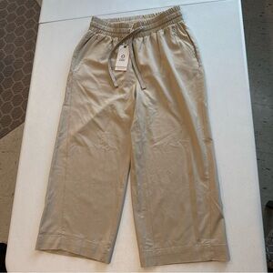 Tasc Pants Women’s Size XS Weekend Wide Leg Lt Stone New NWT $108